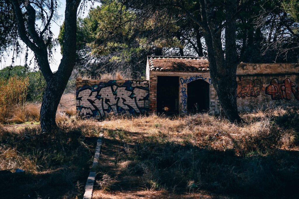 como quitar grafitis en piedra