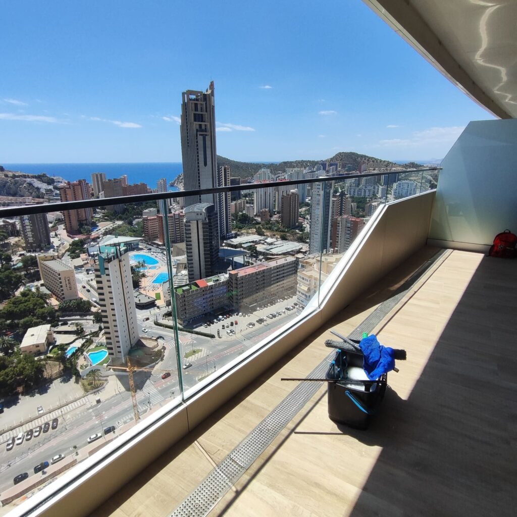 Limpieza de terrazas en Benidorm
