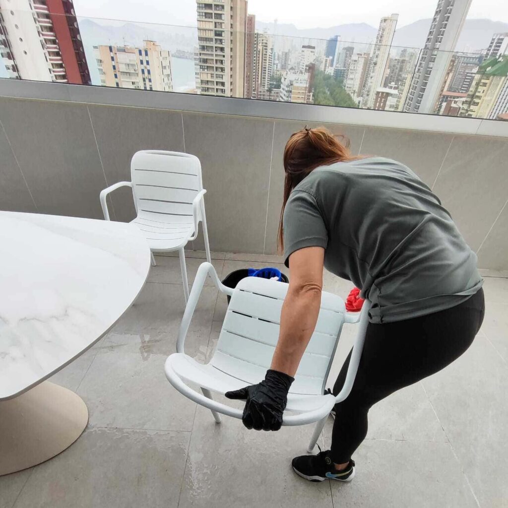 Limpieza de terrazas en Benidorm